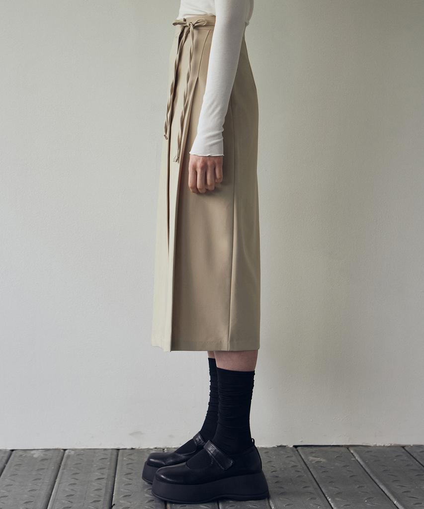 Nigaennikol Ribbon Pintuck Long Skirt_Light Beige