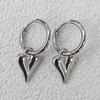 Trendige Retro-Doppelkreis-Ohrstecker mit 3D-Herz-Anhänger