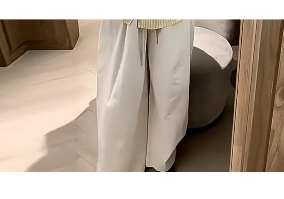2026 Spring/Summer Maternity Set: Fresh Stripe Shirt + Wide-Leg Pants