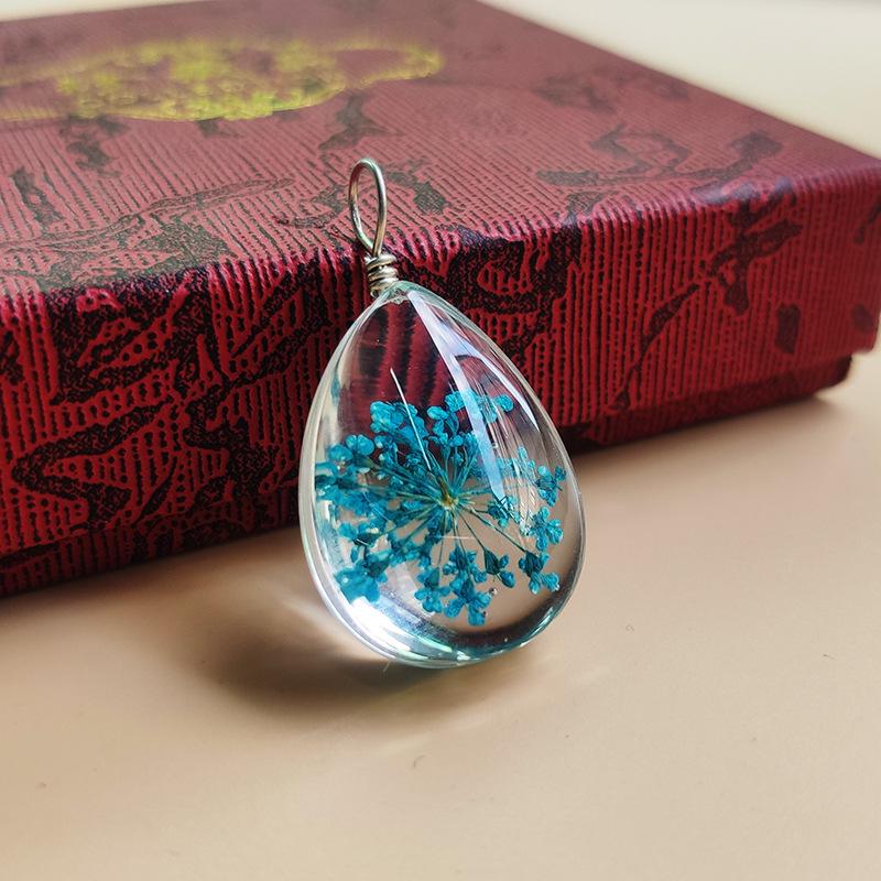 "European and American Bestseller: Dried Flower Pendant with Crystal, Tree of Life Water Drop Necklace."