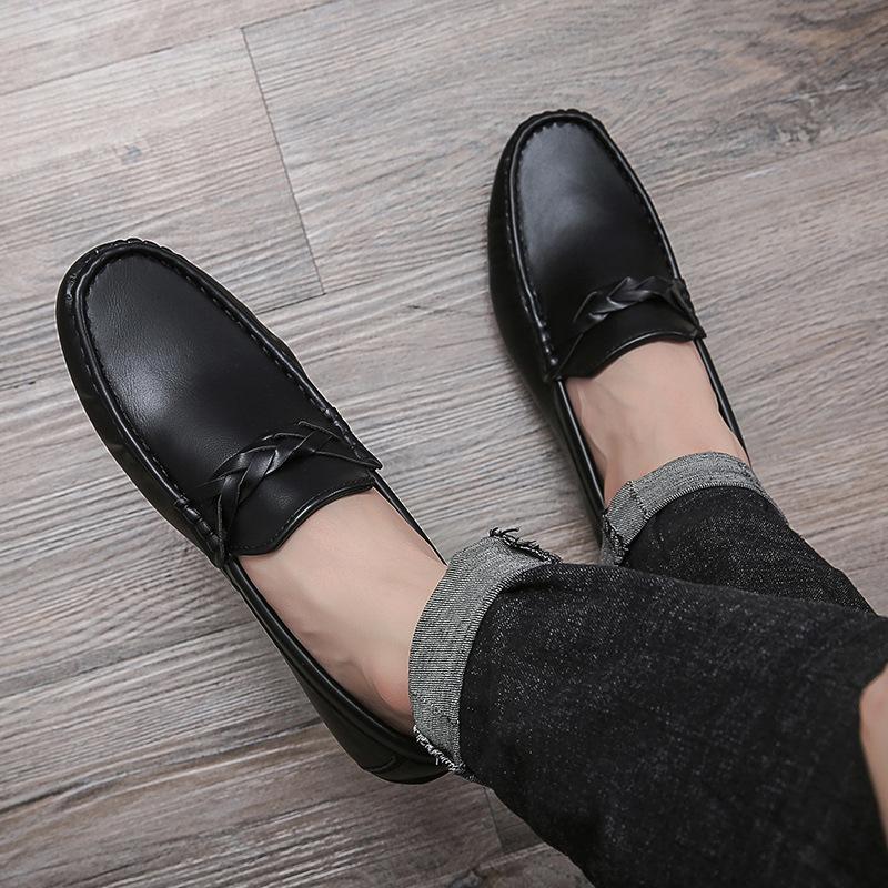New Versatile Men's Casual Single Shoes British Style Breathable Soft Soled Loafers Comfortable Flat Bottomed Lazy Shoes