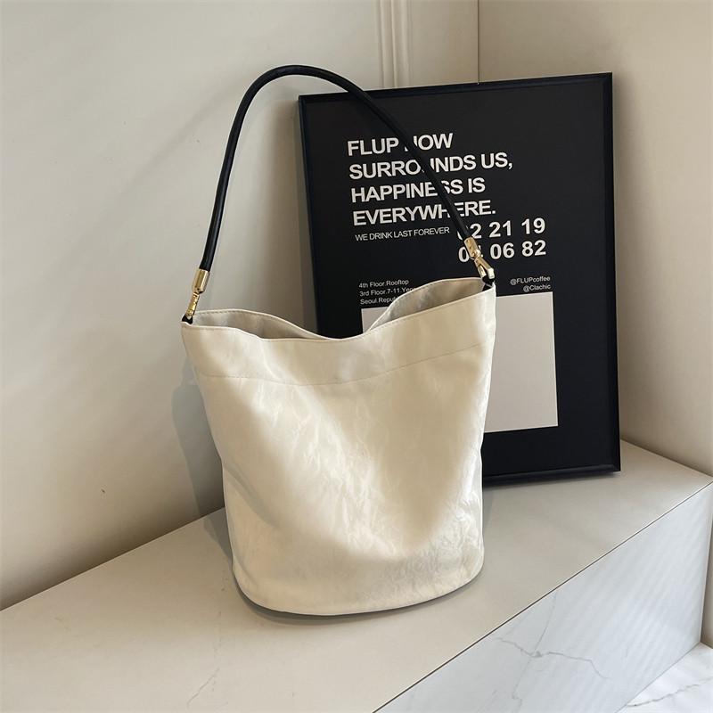 IELGY Loose Commuter Underarm Tote Bag All-Match Large Capacity