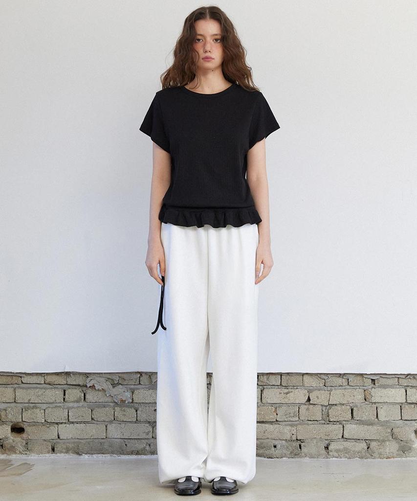 Lense Eyelet Frill Half T-Shirt Black