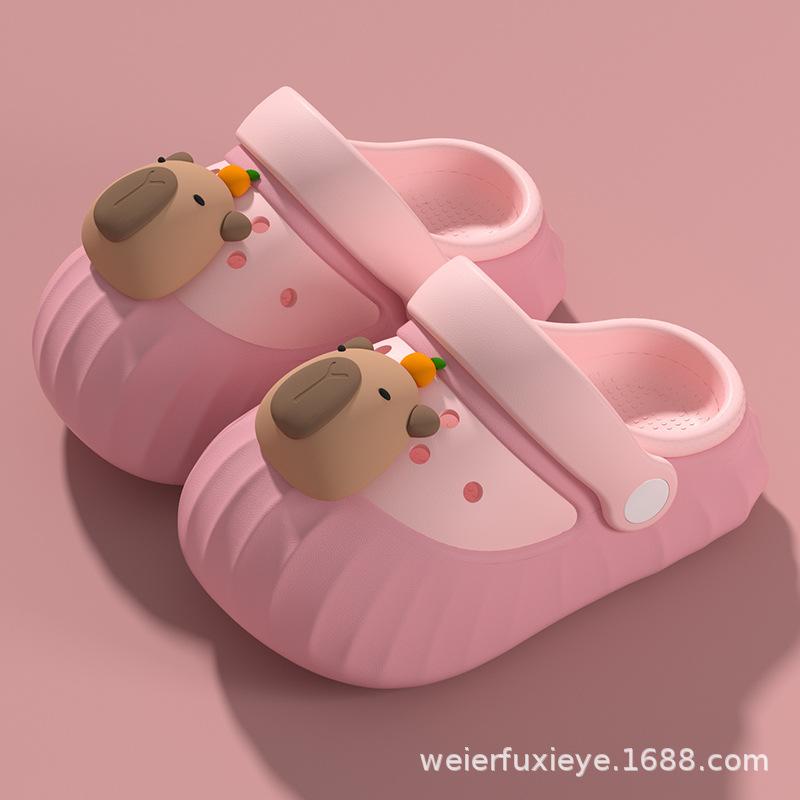 Capybara children's summer cartoon sandals for boys and girls, cute baby non-slip soft-soled closed-toe beach clogs