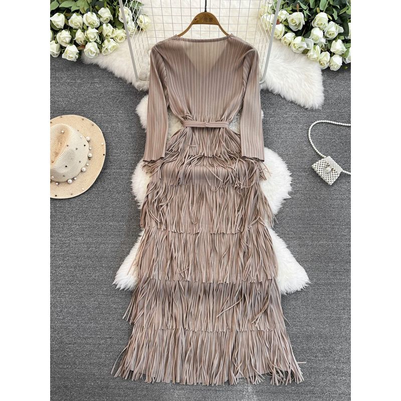 Affordable Luxury Fashion Socialite Elegant Ruched 3/4 Sleeve V-neck Waist-Controlled Slimming Mid Length Long Length A- line Tassel Dress