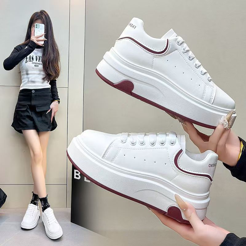 Trend animation story love little white shoes women spring 2025 new thick-soled versatile sports and leisure board shoes women