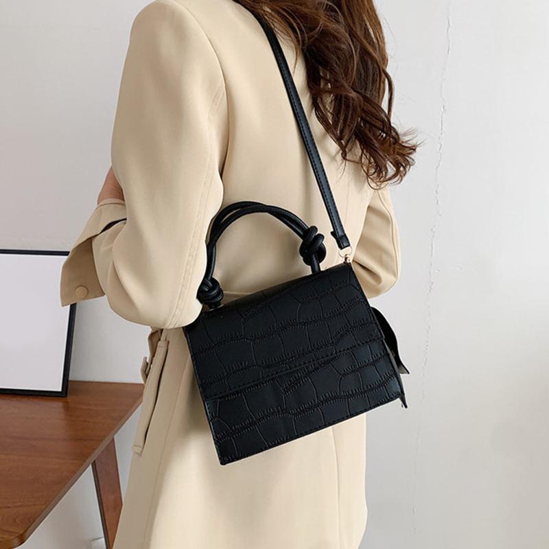 Fashion Crocodile Pattern Shoulder Bag Large Capacity Crossbody Bag for Women Versatile Handbag Square Messenger Bag with Small Purse ARI