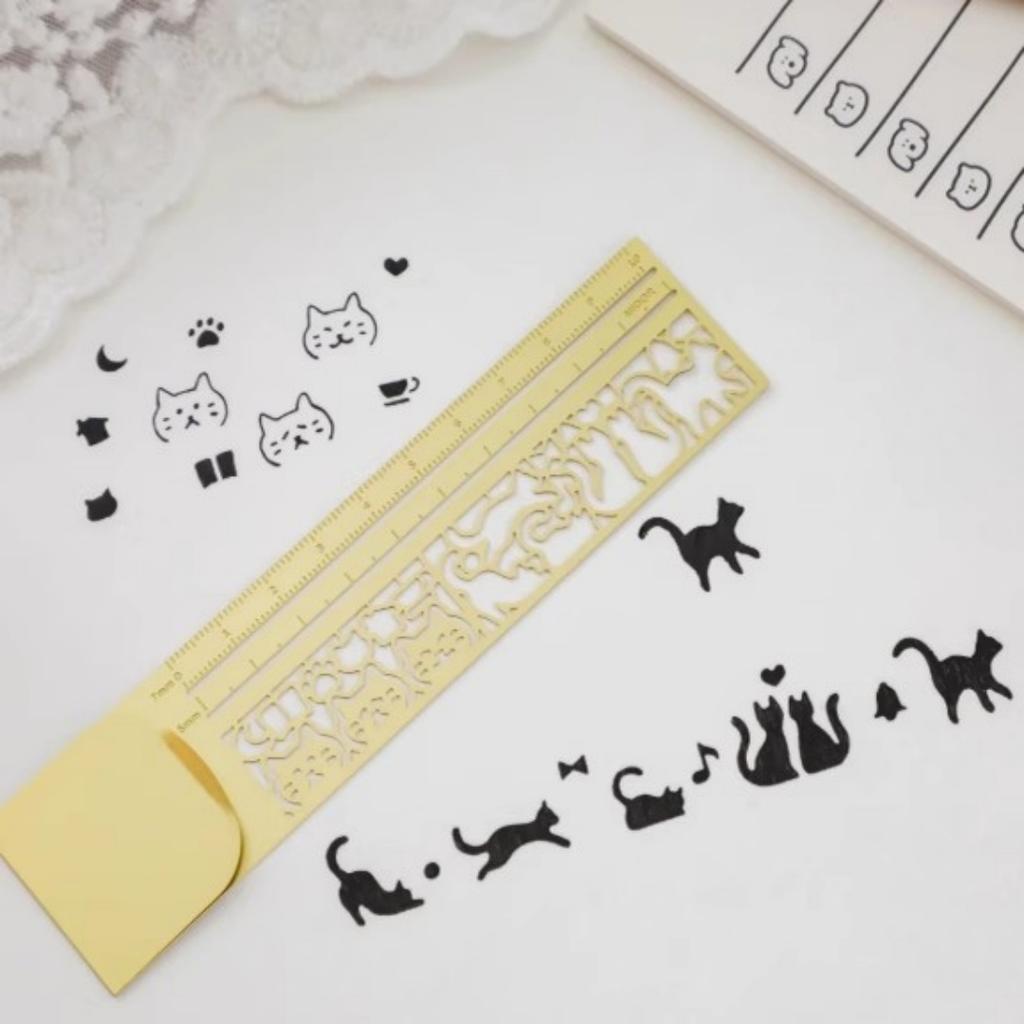 1pc Cute Cat Painting Templates Stencil Metal Hollow Bookmark Ruler DIY Hand Account Diary Painting Drawing Stationery Supplies