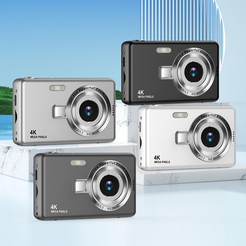 Appareil Photo Numérique Portable HD Rétro Style CCD pour Étudiants Q12 - Cadeau Parfait pour la Photographie en Extérieur