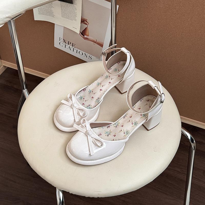 

Ретро водонепроницаемые туфли Мэри Джейн с вырезами, женские новые французские сандалии на платформе, толстый каблук, ремешок с пряжкой, туфли-лодочки на высоком каблуке 39 бежевый