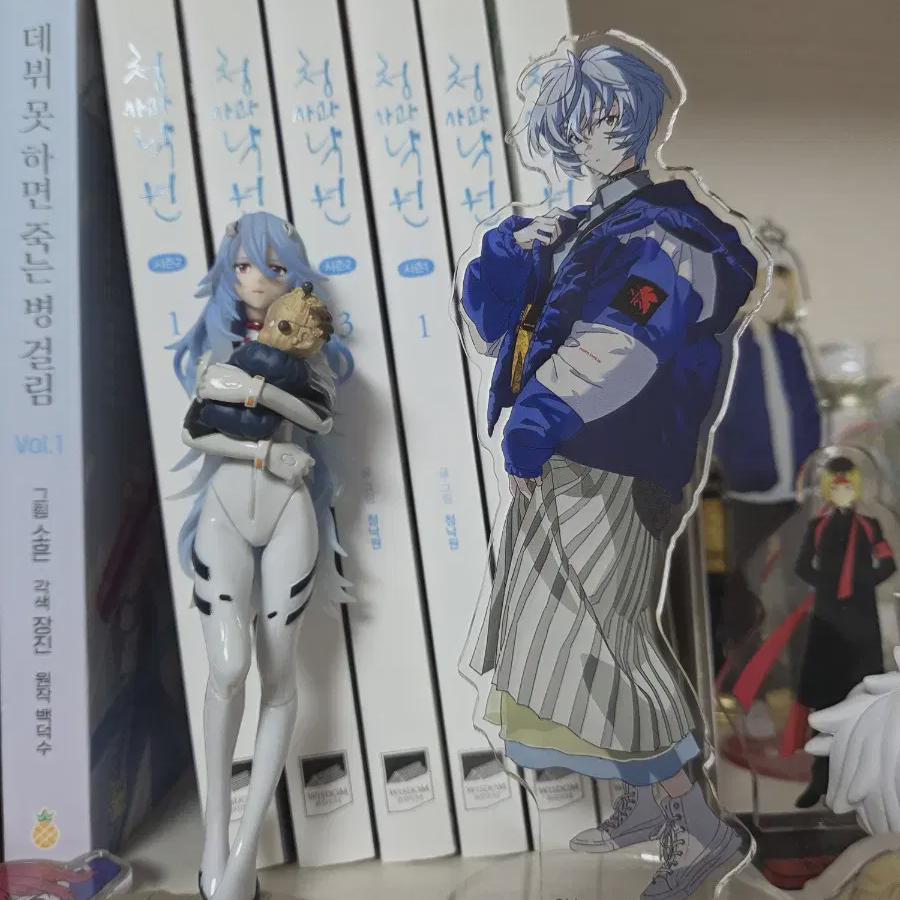 

Evangelion Rey Figures, Acrylic Batch