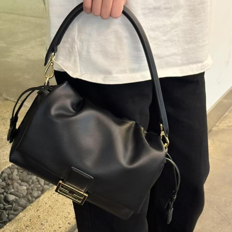 

Lazy wind new sheepskin drawstring armpit bag women s large-capacity soft leather versatile leather shoulder messenger bag handbag