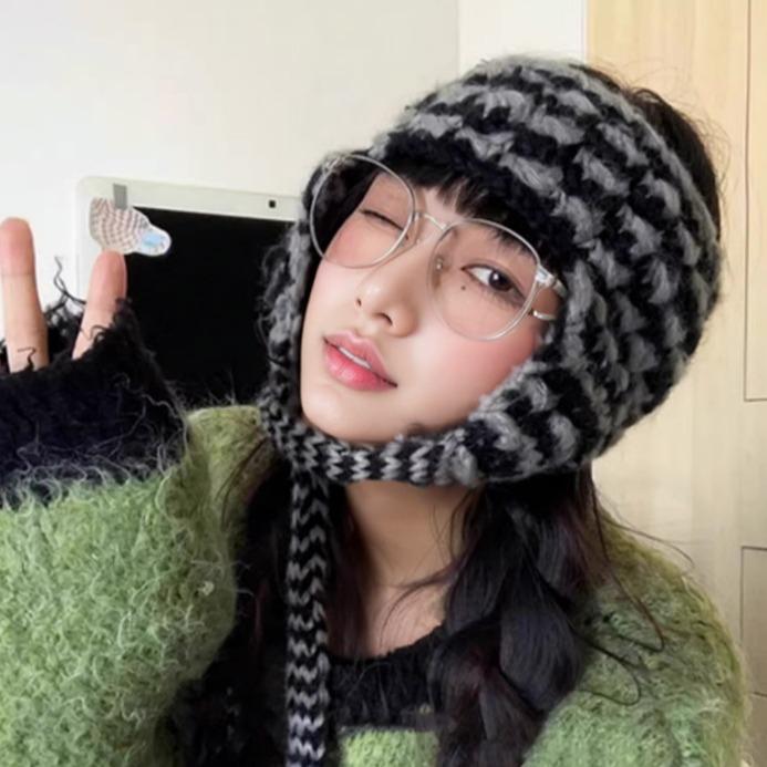 Japanese Hand knitted Thick Wool Wool Hat Autumn and Winter Riding Ear Protection Bag Head Hat Lei Feng Hat Knitted Hat Trendy and Cool