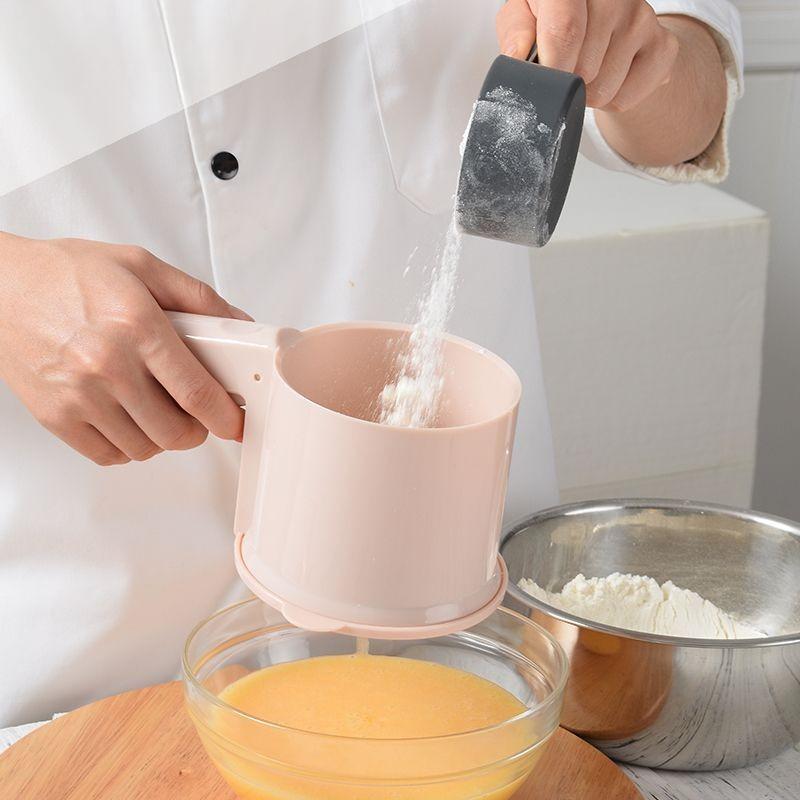 Baking tool manual flour sieve pp baking manual flour sieve, semi-automatic convenient handheld flour filter