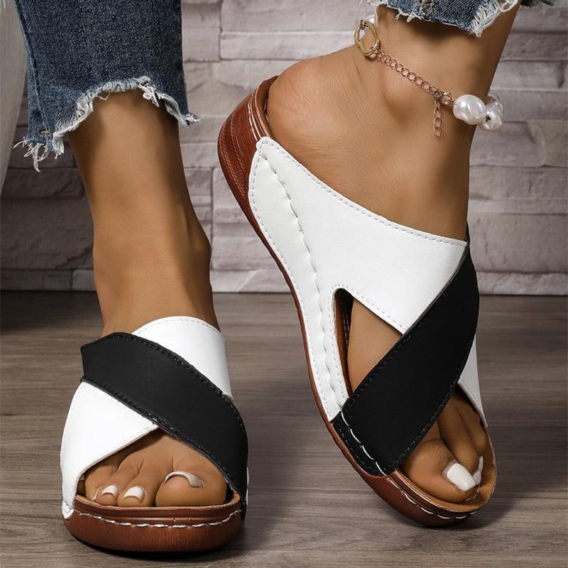 Fashion Summer Leather Wedge Slippers for Women 2025 Non-Slip Cross Strap Platform Woman Slides Soft Bottom Plus Size Women Slippers