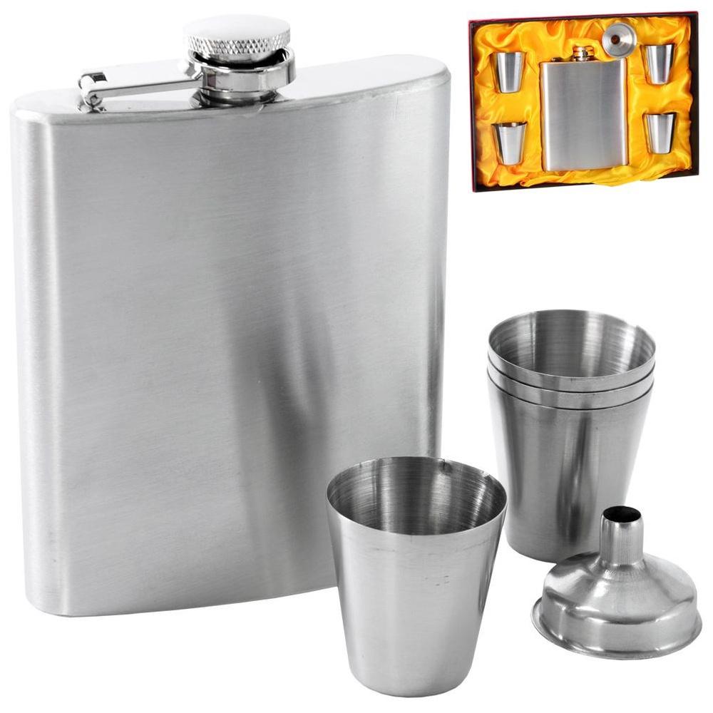 Steel hip flask with funnel and glasses, 6 pieces.
