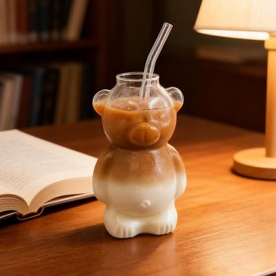 Copo de Palha Urso 320ML Vidro à Prova de Vazamento Utensílios para Bebidas Copos Fofos para Café Gelado Para Crianças Estudantes Adolescentes Água Leite Bebidas Frias Suco Leite