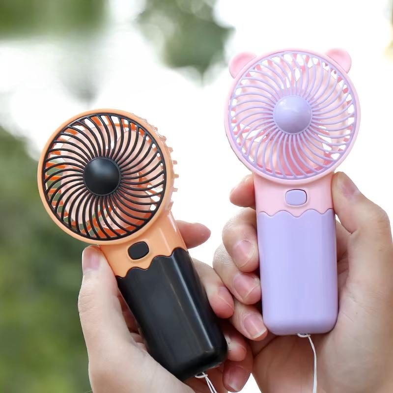 Neuer tragbarer Outdoor-Mini-Handventilator Geschenk Sprühventilator Befeuchtung Eisbeschichtung Handventilator, Batterie nicht enthalten