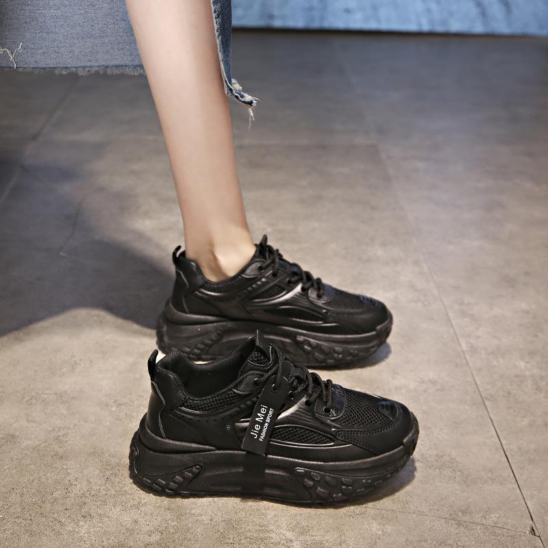 

Женские дышащие сетчатые кроссовки с круглым носком на шнуровке, новинка осени 2025 года, на платформе-маффине, кроссовки папы, повседневная обувь 35 чёрный