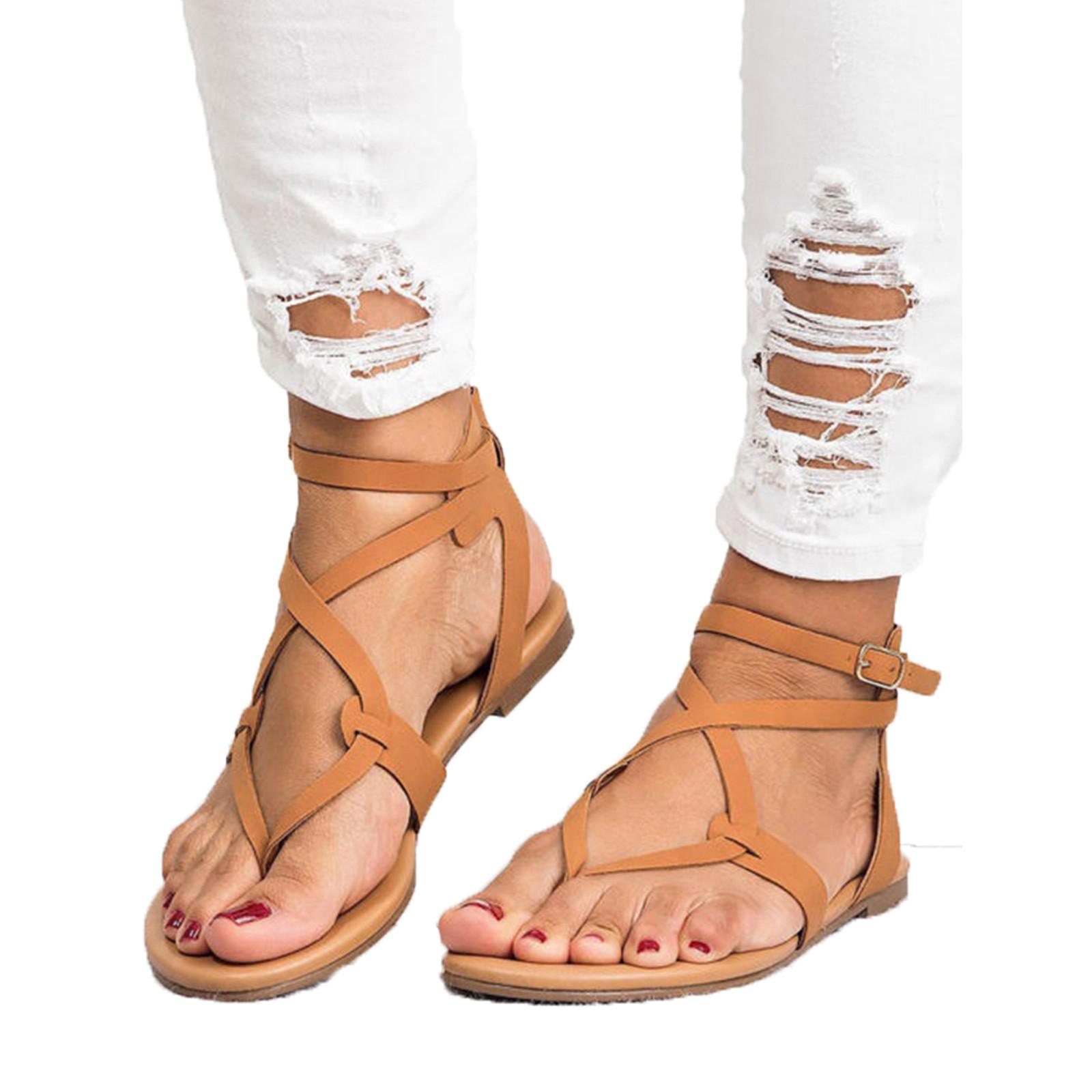 

Жіночі літні шльопанці в стилі бохо з перехресними ремінцями та ремінцями на плоскому підошві 40 коричневий