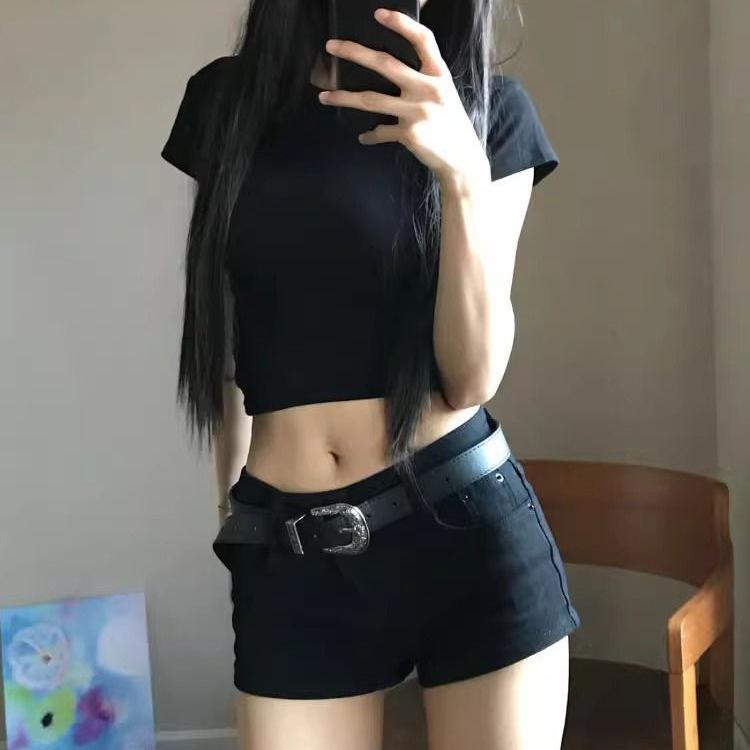 American Spicy Girl Low-Waist Black Denim Shorts for Women - Summer 2026
