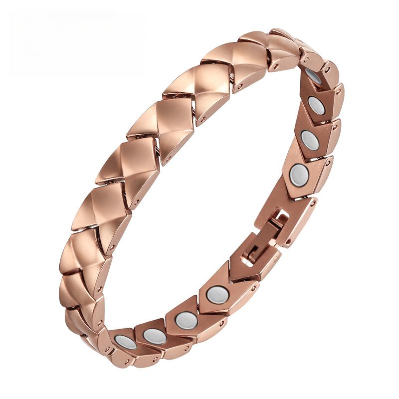Luxurious SVANHILD Titanium Bracelet - Mirror-Polished Cubes for Boardroom To Gala Events