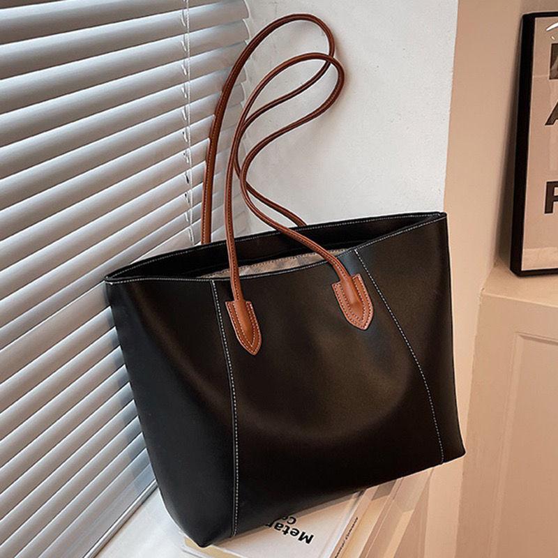 

Large Capacity Women s Big Bag Versatile Handbag Shoulder Bag High-Quality Textured School Commuter Tote Bag чорний