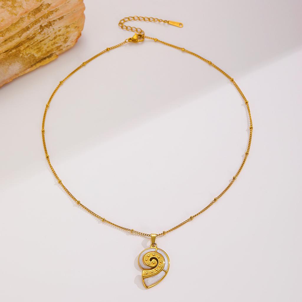 High-quality 2026 Jewelry, Ocean Wind, Starfish, Conch, Turtle Pendant Set, Women's Accessories, Light Luxury and High-end Jewelry.
