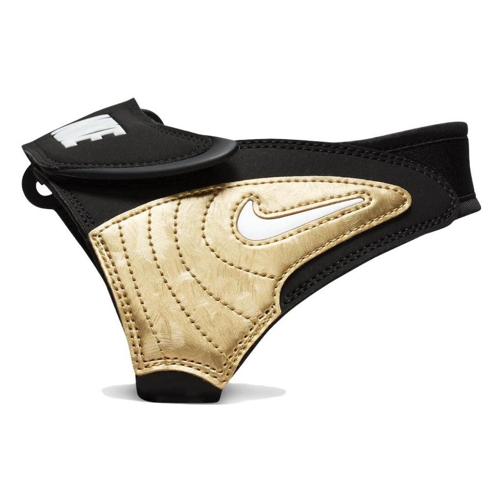 Nike მორგება Force Sandal შავი თეთრი მეტალის ოქროსფერი ქალის სპორტული ფეხსაცმელი DV2136-001