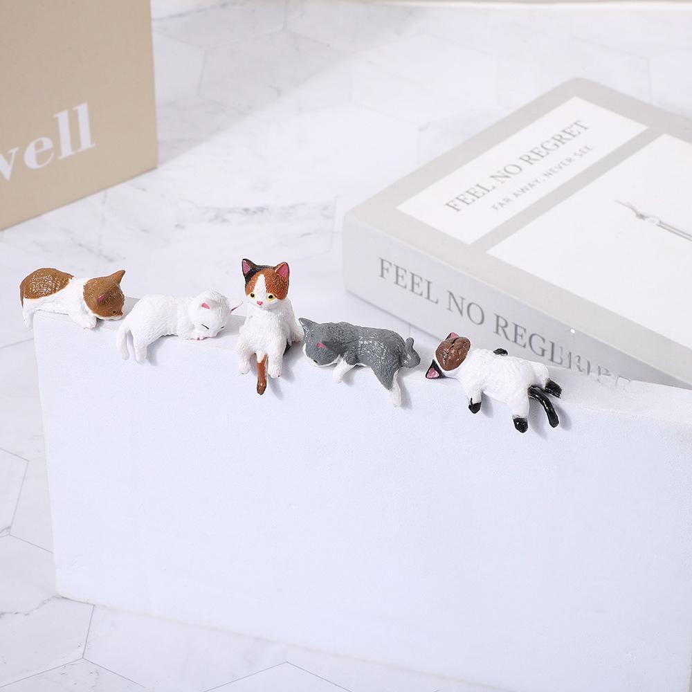 5pcs/set Office Desktop Mini Cute Kitten Ornaments Computer Car Center Console Display Edge Decoration Decoration