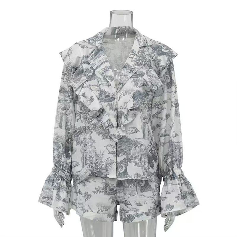 

Western Style Ink Painting Print Lapel Bell Sleeve Cardigan Top Shorts Set Shirt and Shorts Set Grey S