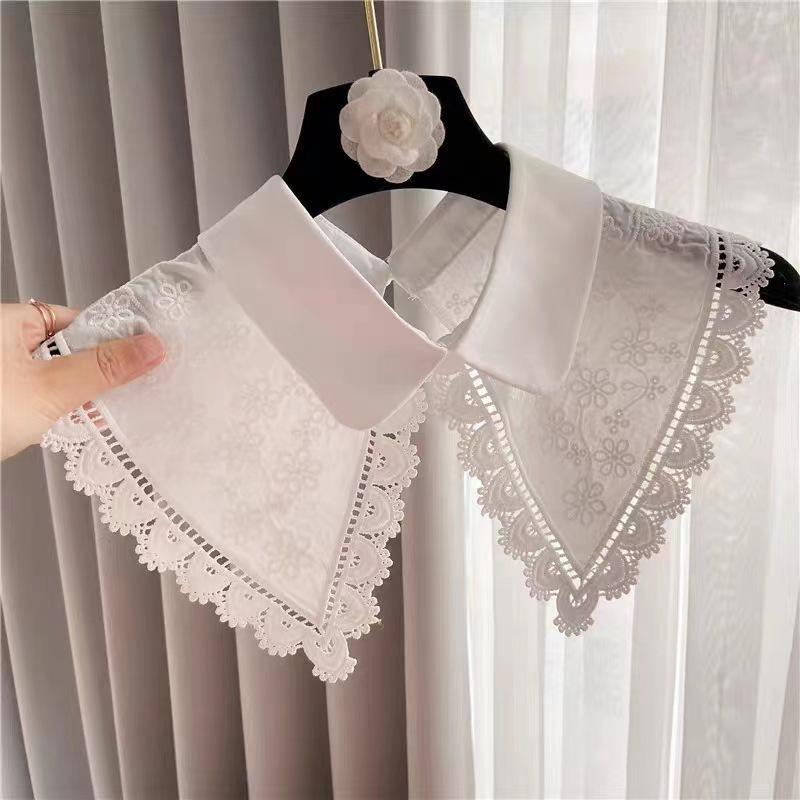 

Versatile Embroidered Doll Collar Shawl-Collar Sweater for Women белый