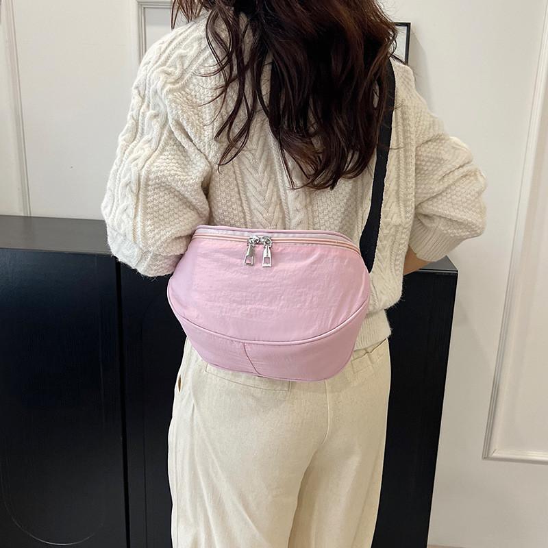 Soft Waterdrop Shape Canvas Shoulder Bag With Zipper Closure For Commute