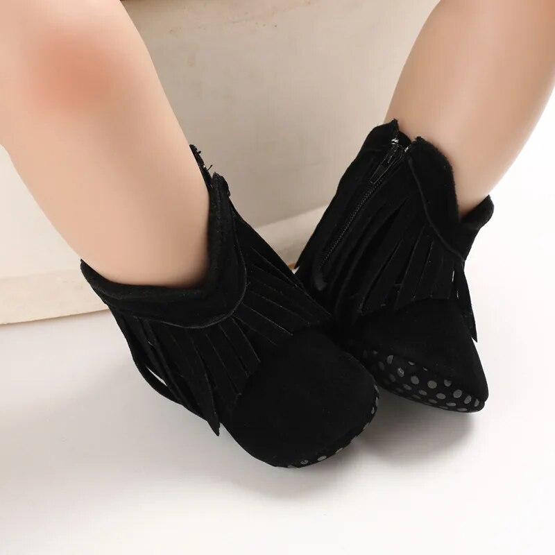 2023 Winter Säuglings Kleinkind Weiche Sohle Anti-slip Booties Neugeborenen Baby Junge Mädchen Fringe Solide PU Leder Krippe Gehen neue Weiche Schuhe
