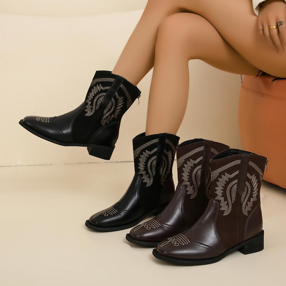 

Nnü Retro Square Toe Embroidery Western Boots Women s Autumn and Winter Large Size Foreign Trade Short Boots Block Heel Back Zip Cowboy Boots 42 коричневий