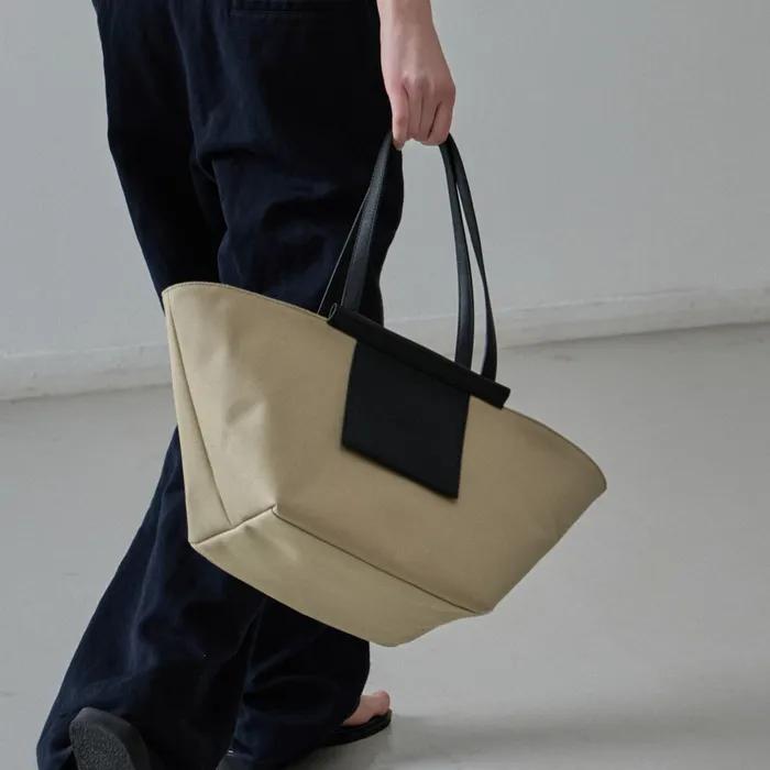 Sally Bag_dust