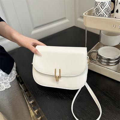 2025 beliebte neue trendige Tasche Gefühl kleine Tasche Damen Retro tragbare kleine quadratische Tasche ausländischer Stil Schulter Umhängetasche