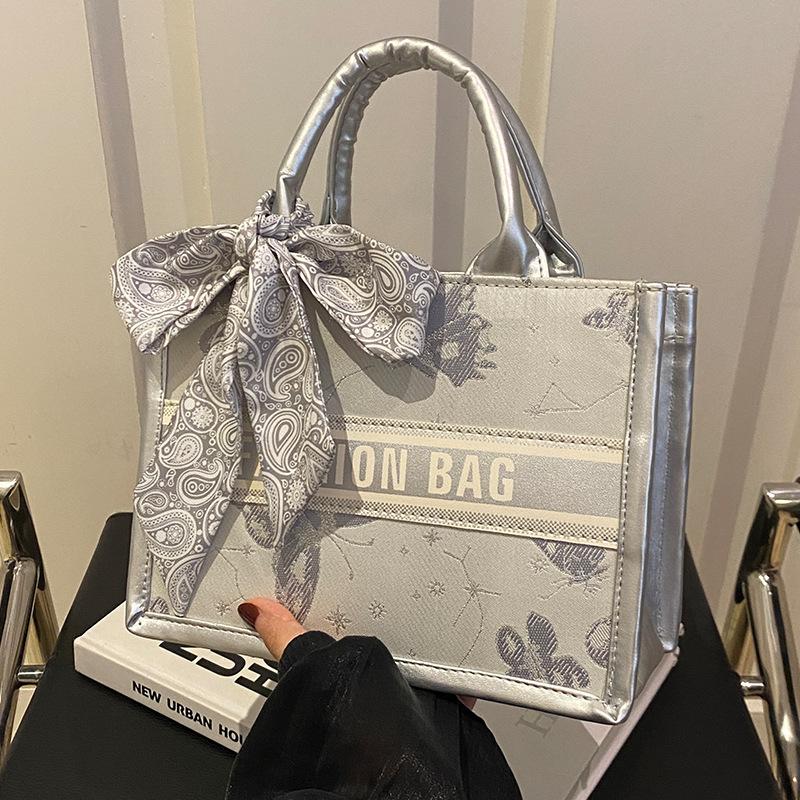 

Высококачественная сумка-ниша для женщин на осень и зиму, новая модная сумка через плечо для женщин, модная универсальная сумка Ins