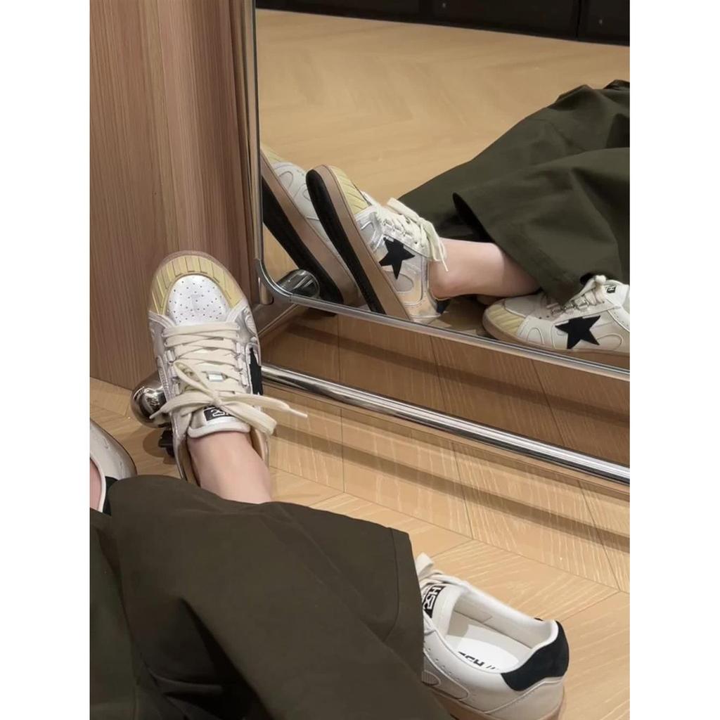 Dicke Sohle innen höhenerhöhend Lederoberfläche atmungsaktive Board-Schuhe Damen 2025 Herbst neue Sternschuhe Forrest Gump Sport und Freizeit moralisch