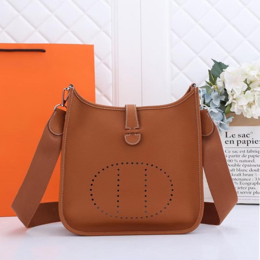 Schultertasche Große Kapazität Pendeln Premium-Gefühl Leichter Luxus Evelyn große Togo-Leder Unterarmtasche Crossbody Leder Damen-Tasche