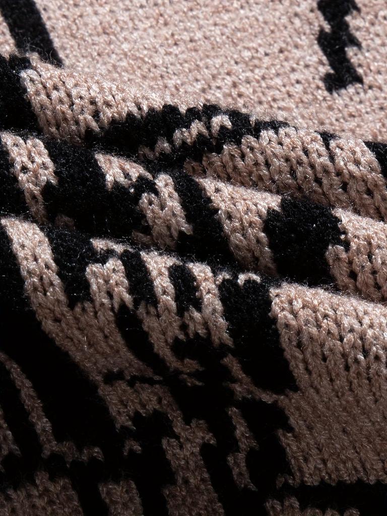 Stylish Korean Round Neck Men's Wool Sweater - Autumn/Winter Casual Loose Fit with Graffiti and Color Block Design