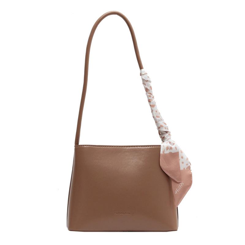 

Женская сумка 2025 новая однотонная нишевая сумка на плечо с волосами в стиле ins, ретро, универсальная, в иностранном стиле, сумка-мессенджер, сумка подмышку хаки