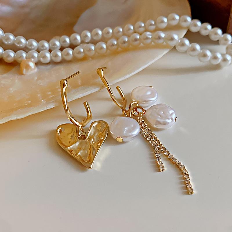 Asymmetric Baroque Imitation Pearl Heart Tassel Dangle Earrings for Woman New Design Fashion Jewelry Party Gifts