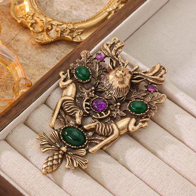 Qingdao Medieval Special Brooch Plant Flower Cute Animal Crown Modeling Clothing Accessories