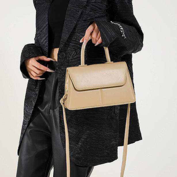 2025 new summer fashion simple trend personality foreign casual portable shoulder crossbody small square bag woman