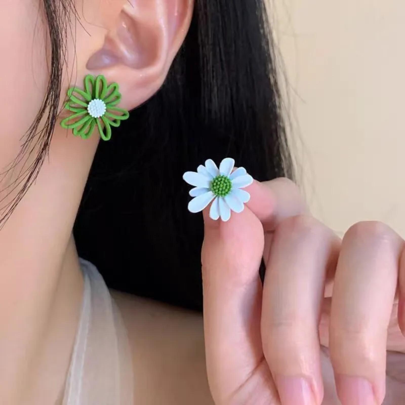 

Серьги-цветы, Милые серьги-пусеты, Элегантные серьги-клипсы One Size