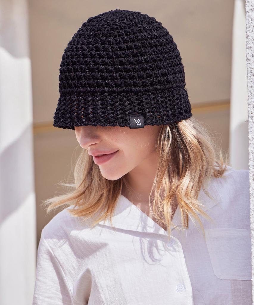 Bajal Monogram Label Knit Punching Summer Bucket Hat Black