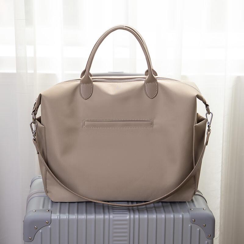 

Serena Large Capacity Water-Resistant Nylon Oxford Tote Bag