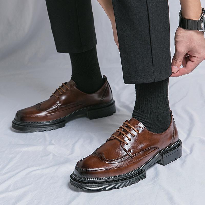 Men's Korean Style Formal Leather Brogue Shoes for Weddings and Business