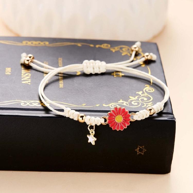 Fashionable Daisy Bracelet Delicate Pendant Bracelet Weaving Bracelet Adjustable Rope Bracelet for Women Matching Outfit